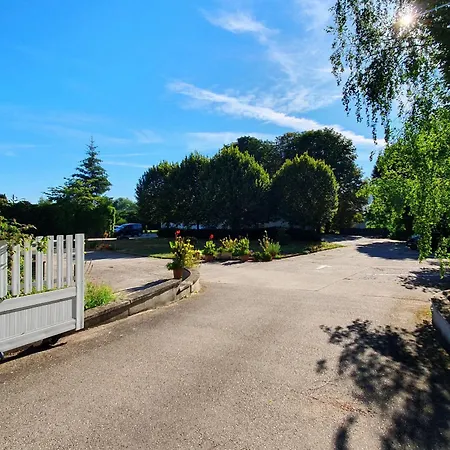 Chambre Cosy Avec Wifi, Parking Gratuit Et Espace De Travail - Fr-1-589-740 Remoncourt
